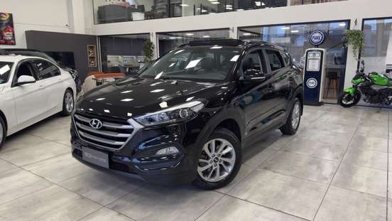 HYUNDAI-TUCSON-2022
