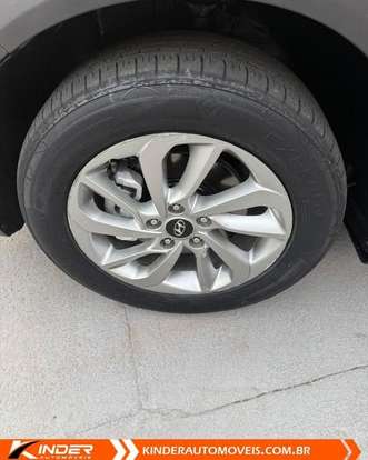 HYUNDAI-TUCSON-2021