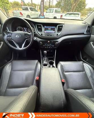 HYUNDAI-TUCSON-2021