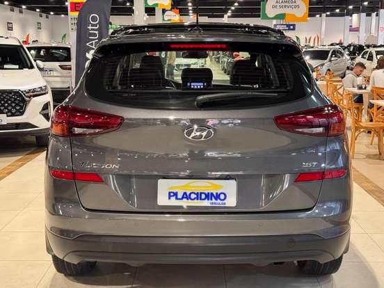 HYUNDAI-TUCSON-2022