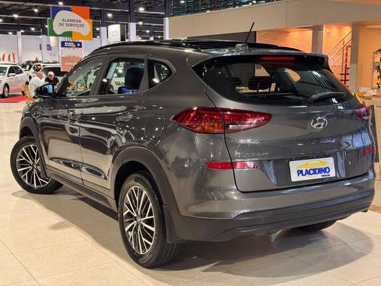 HYUNDAI-TUCSON-2022