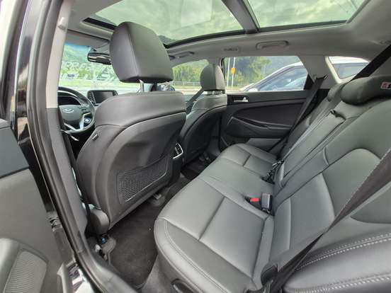 HYUNDAI-TUCSON-2024