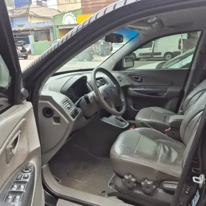 HYUNDAI-TUCSON-2008