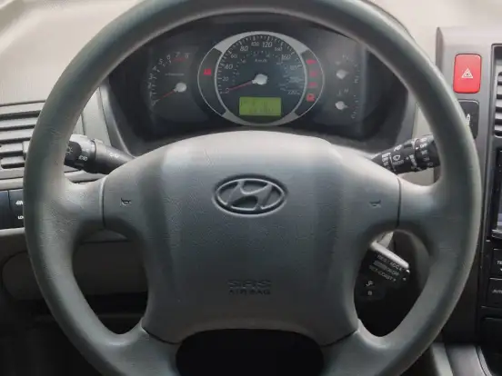 HYUNDAI-TUCSON-2.7 MPFI GLS 24V 180CV 4WD GASOLINA 4P AUTOMÁTICO HYUNDAI-TUCSON-2008