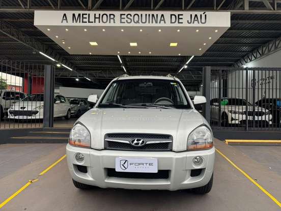 HYUNDAI-TUCSON-2.0 MPFI GLS 16V 143CV 2WD FLEX 4P AUTOMÁTICO HYUNDAI-TUCSON-2012