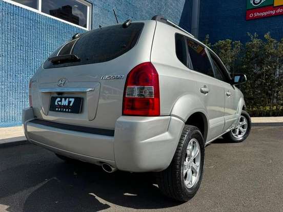 HYUNDAI-TUCSON-2013