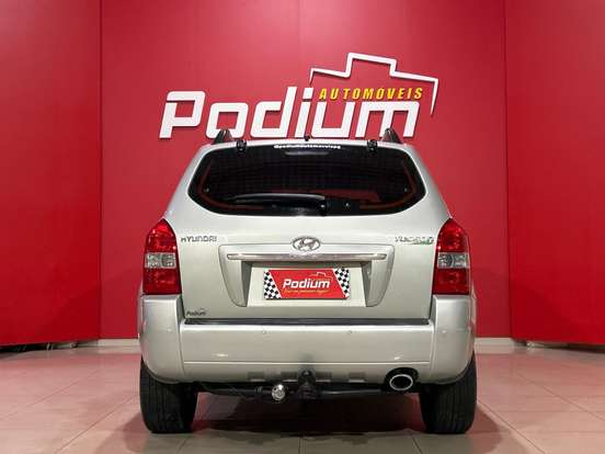 HYUNDAI-TUCSON-2011