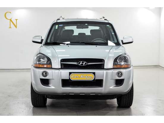 HYUNDAI-TUCSON-2.0 MPFI GLS BASE 16V 143CV 2WD FLEX 4P AUTOMÁTICO HYUNDAI-TUCSON-2015