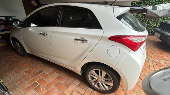 HYUNDAI HB20 1.6 PREMIUM 16V FLEX 4P AUTOMÁTICO