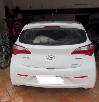 HYUNDAI-HB20-2015