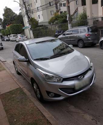 HYUNDAI-HB20-2015