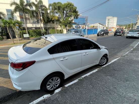 HYUNDAI-HB20S-2018