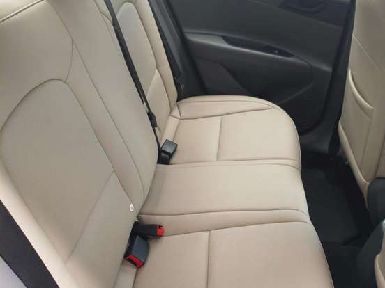 HYUNDAI-HB20S-1.0 TGDI FLEX COMFORT PLUS AUTOMÁTICO HYUNDAI-HB20S-2024