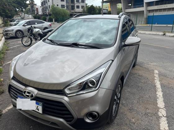 HYUNDAI HB20X 1.6 16V PREMIUM FLEX 4P AUTOMÁTICO
