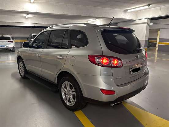 HYUNDAI-SANTA FÉ-3.5 MPFI GLS 7 LUGARES V6 24V 285CV GASOLINA 4P AUTOMÁTICO HYUNDAI-SANTA FÉ-2010