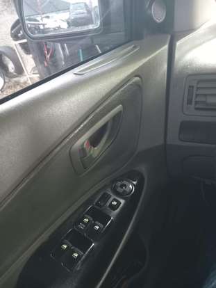 HYUNDAI-TUCSON-2012