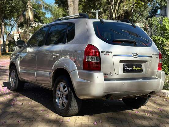 HYUNDAI-TUCSON-2007