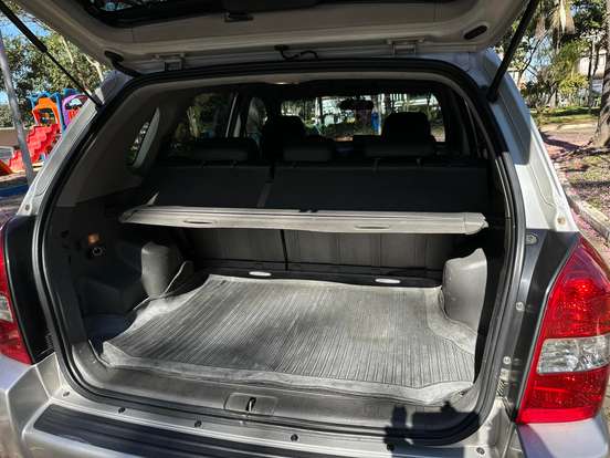 HYUNDAI-TUCSON-2007