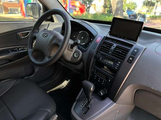HYUNDAI-TUCSON-2007
