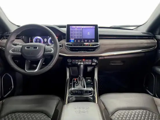 JEEP-COMMANDER-2023