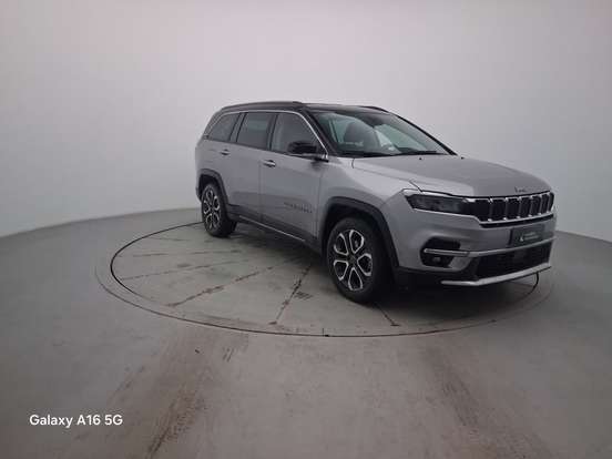 JEEP-COMMANDER-2024