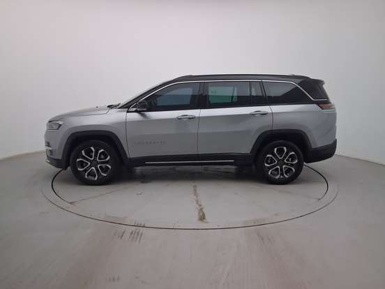 JEEP-COMMANDER-2024