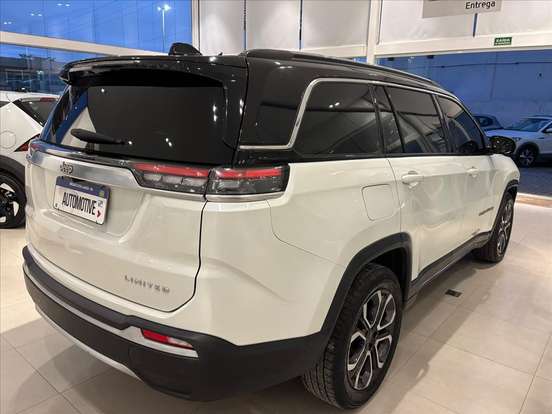 JEEP-COMMANDER-2023
