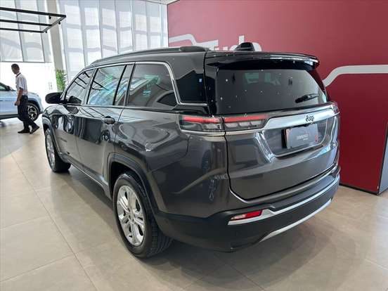 JEEP-COMMANDER-1.3 T270 TURBO FLEX LONGITUDE AT6 JEEP-COMMANDER-2025