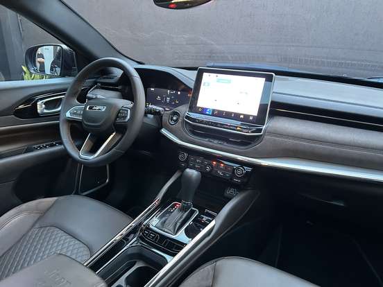 JEEP-COMMANDER-1.3 T270 TURBO FLEX OVERLAND AT6 JEEP-COMMANDER-2024