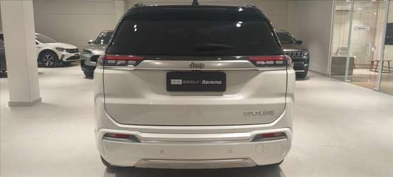 JEEP-COMMANDER-2024