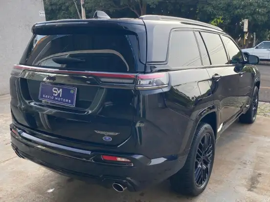 JEEP-COMMANDER-2.0 HURRICANE 4 TURBO GASOLINA BLACKHAWK AT9 JEEP-COMMANDER-2025