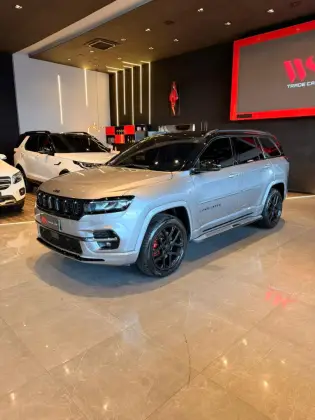 JEEP COMMANDER 2.0 HURRICANE 4 TURBO GASOLINA BLACKHAWK AT9