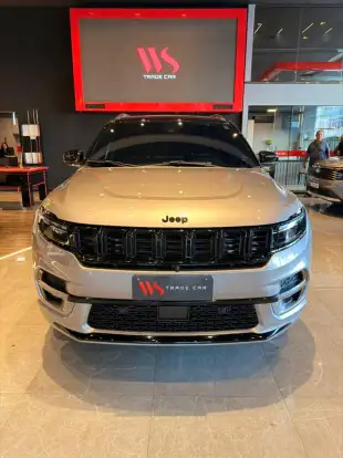 JEEP-COMMANDER-2024