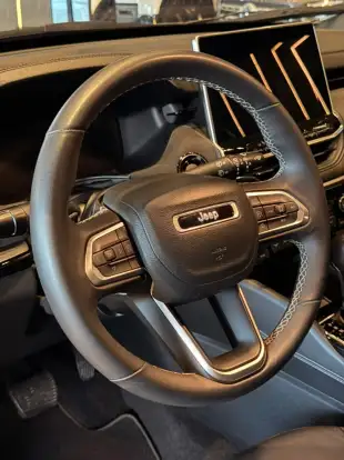 JEEP-COMMANDER-2024