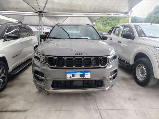 JEEP-COMMANDER-2.0 HURRICANE 4 TURBO GASOLINA BLACKHAWK AT9 JEEP-COMMANDER-2024