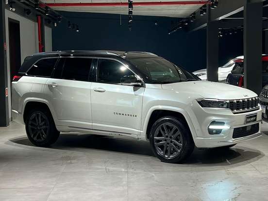 JEEP-COMMANDER-2.0 HURRICANE 4 TURBO GASOLINA OVERLAND AT9 JEEP-COMMANDER-2024