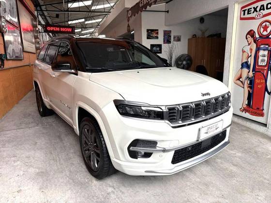 JEEP COMMANDER 2.0 HURRICANE 4 TURBO GASOLINA OVERLAND AT9