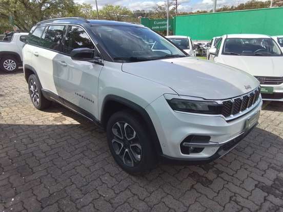 JEEP-COMMANDER-2022
