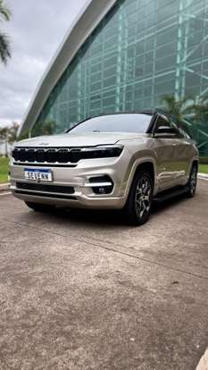 JEEP-COMMANDER-2021