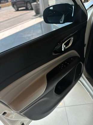 JEEP-COMMANDER-2022