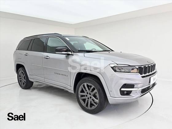 JEEP COMMANDER 2.2 TURBO DIESEL OVERLAND AT9
