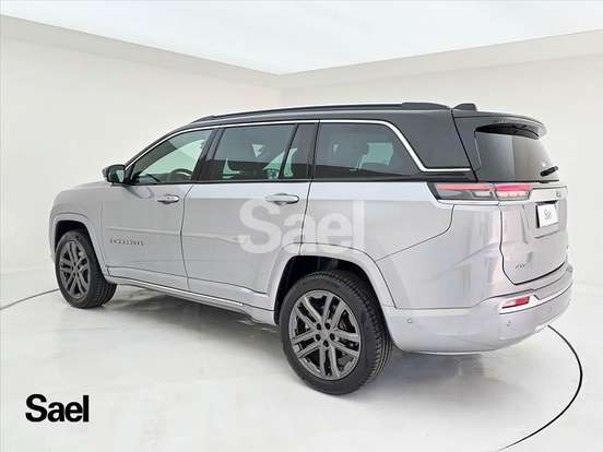 JEEP-COMMANDER-2025