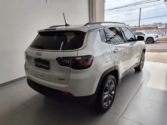 JEEP-COMPASS-1.3 T270 TURBO FLEX LONGITUDE AT6 JEEP-COMPASS-2021