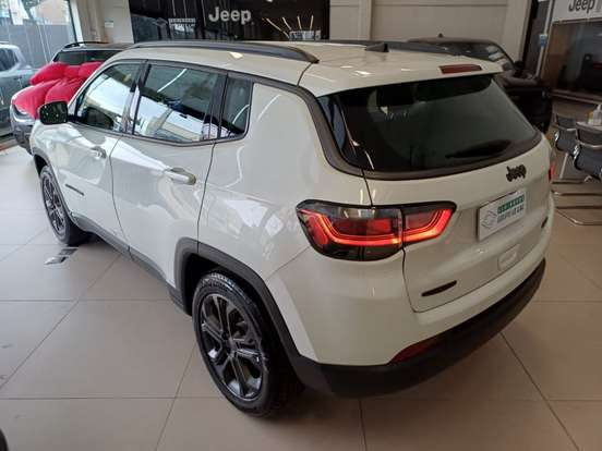 JEEP-COMPASS-1.3 T270 TURBO FLEX LONGITUDE AT6 JEEP-COMPASS-2025