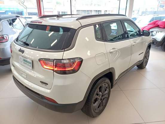 JEEP-COMPASS-2025