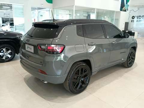 JEEP-COMPASS-2024