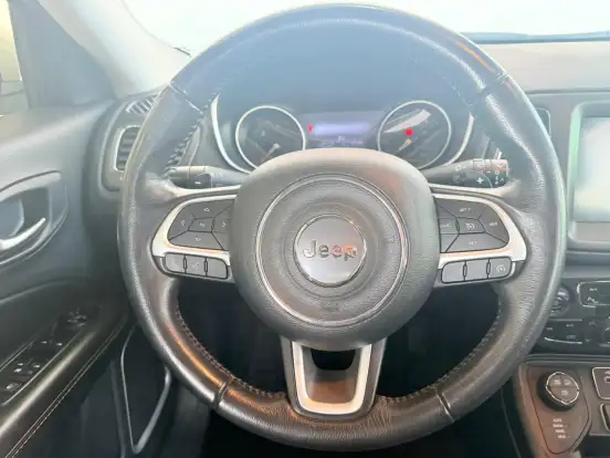 JEEP-COMPASS-2.0 16V DIESEL LONGITUDE 4X4 AUTOMÁTICO JEEP-COMPASS-2020