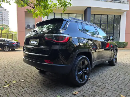 JEEP-COMPASS-2.0 16V DIESEL NIGHT EAGLE 4X4 AUTOMÁTICO JEEP-COMPASS-2017
