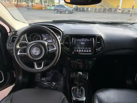 JEEP-COMPASS-2.0 16V FLEX LIMITED AUTOMÁTICO JEEP-COMPASS-2019