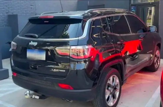 JEEP-COMPASS-2.0 16V FLEX LIMITED AUTOMÁTICO JEEP-COMPASS-2018